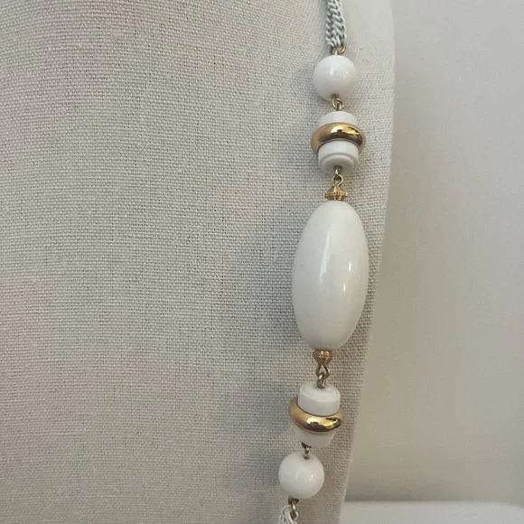 ✨ Vintage Monet Statement Necklace - Picture 2 of 7